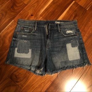 EUC. Gap patch denim shorts